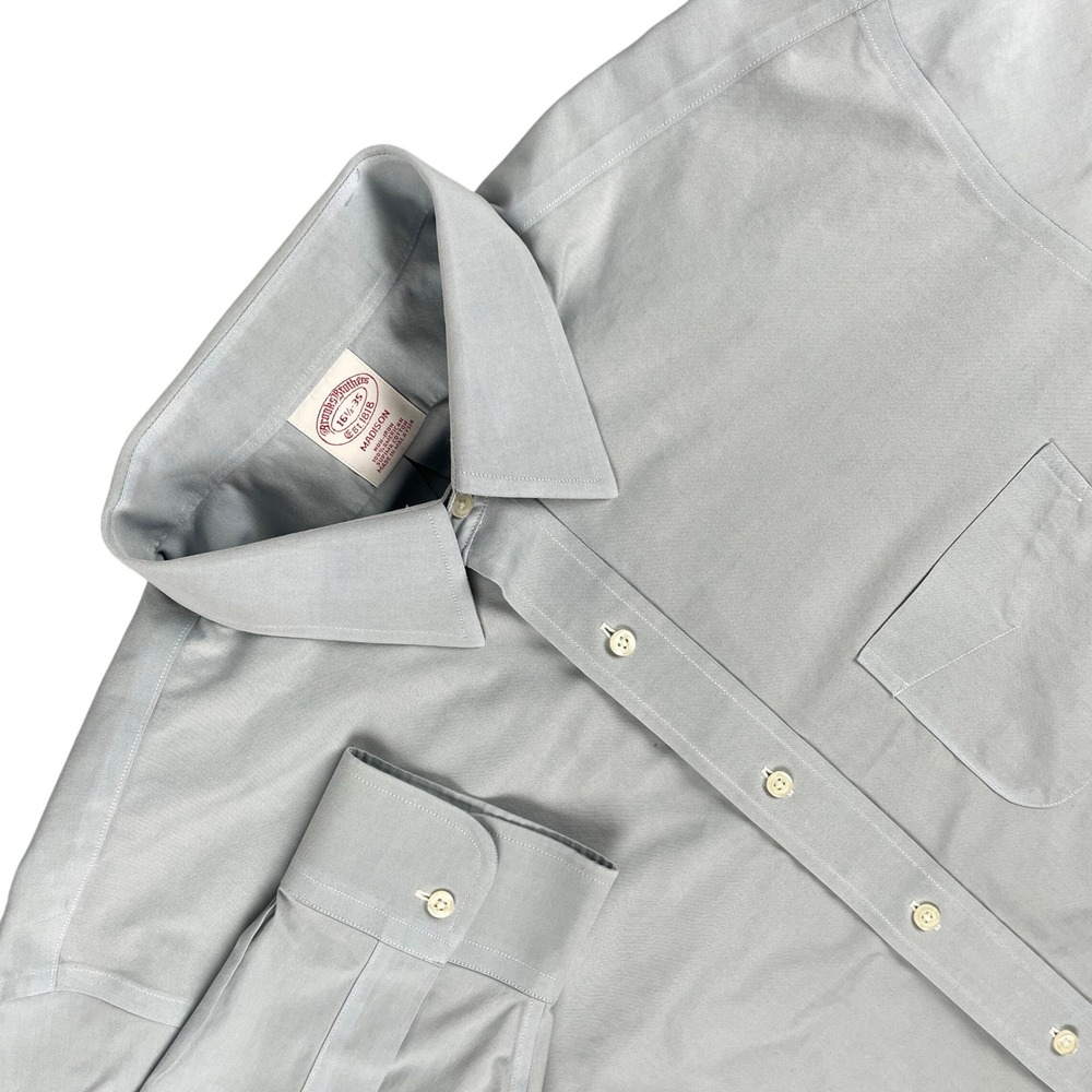 Brooks Brothers Shirt Mens 16.5 Blue Madison Fit Long Sleeve‎ Button Down EUC
